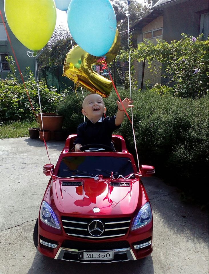 Детский электромобиль ML 350 Детский электромобиль ML 350