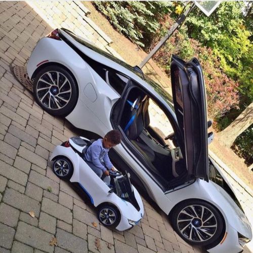 Картинка товара Детский электромобиль JE 1001 EBLR-1, BMW i8: 2,4G, 2x35W, EVA, кожа - БЕЛЫЙ на Raspashonka.ua фото 10