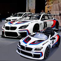 Детский электромобиль M 5405 EBLR-1 BMW белый 