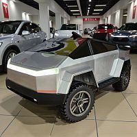 Детский электромобиль джип CYBERTRUCK  BR2102B TESLA серый металлик