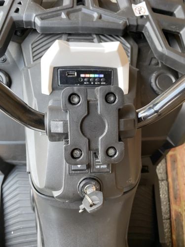 Картинка товара Детский квадроцикл TITAN CJ333: 90W, 7 км/ч, EVA, кожа - БЕЛЫЙ на Raspashonka.ua фото 5