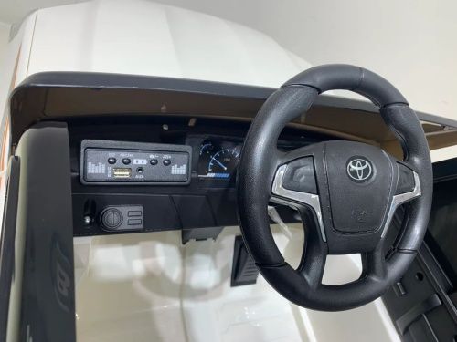 Картинка товара Детский электромобиль джип M 6130 EBLR-2 TOYOTA LAND CRUISER: 70W, 6 км/ч, 12V 5А - ЧЕРНЫЙ на Raspashonka.ua фото 8