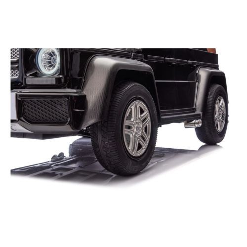 Картинка товара Электромобиль Mercedes Maybah G650, RAMIZ: 200W, 16 км/ч, кожа, MP4, двухместный - ЧЕРНЫЙ (PA.A1000.STRONG.CZ) на Raspashonka.ua фото 11