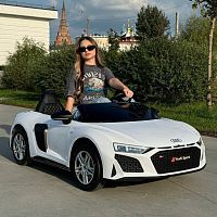 Детский электромобиль AUDI R8 Spyder белый 