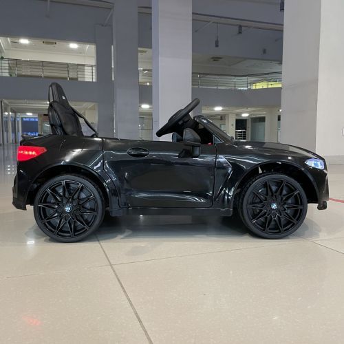 Детский электромобиль M 5096 EBLR-2 BMW черный  фото 3