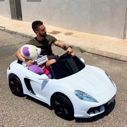 Детский электромобиль Porsche Cayman M 4055 AL-1 фото 8